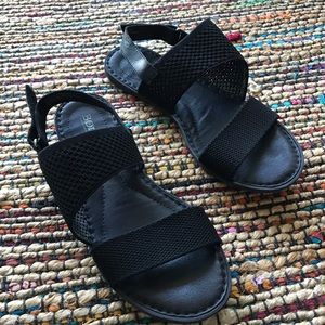 Born Sandals